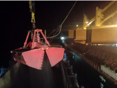 Delivery of Coal from Mother vessel to Lighter ship. 